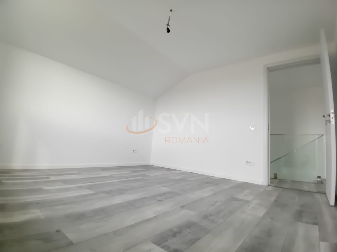 Casa, 4 camere Dambovita/Centru