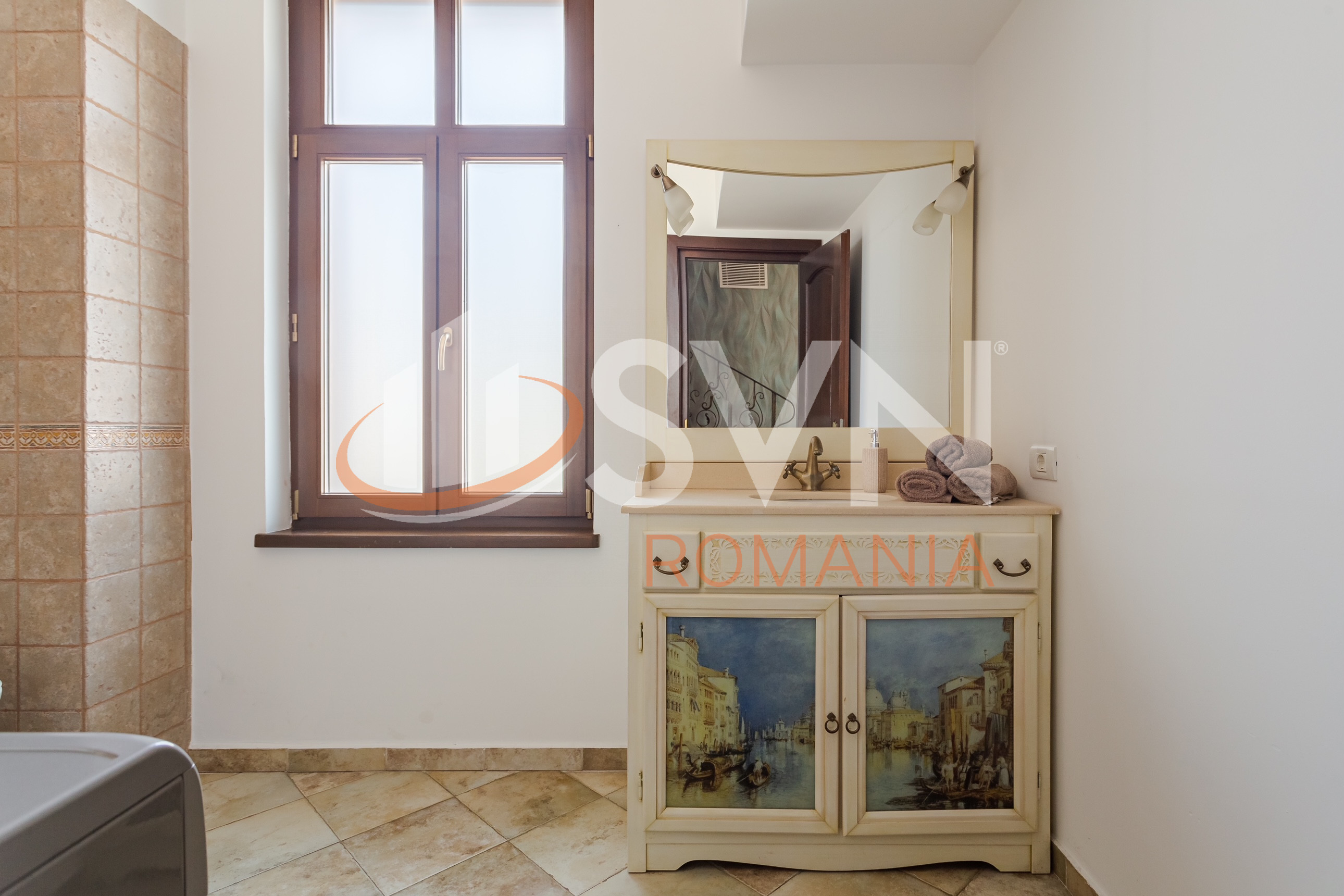 Casa, 4 camere Bucuresti/Piata Victoriei