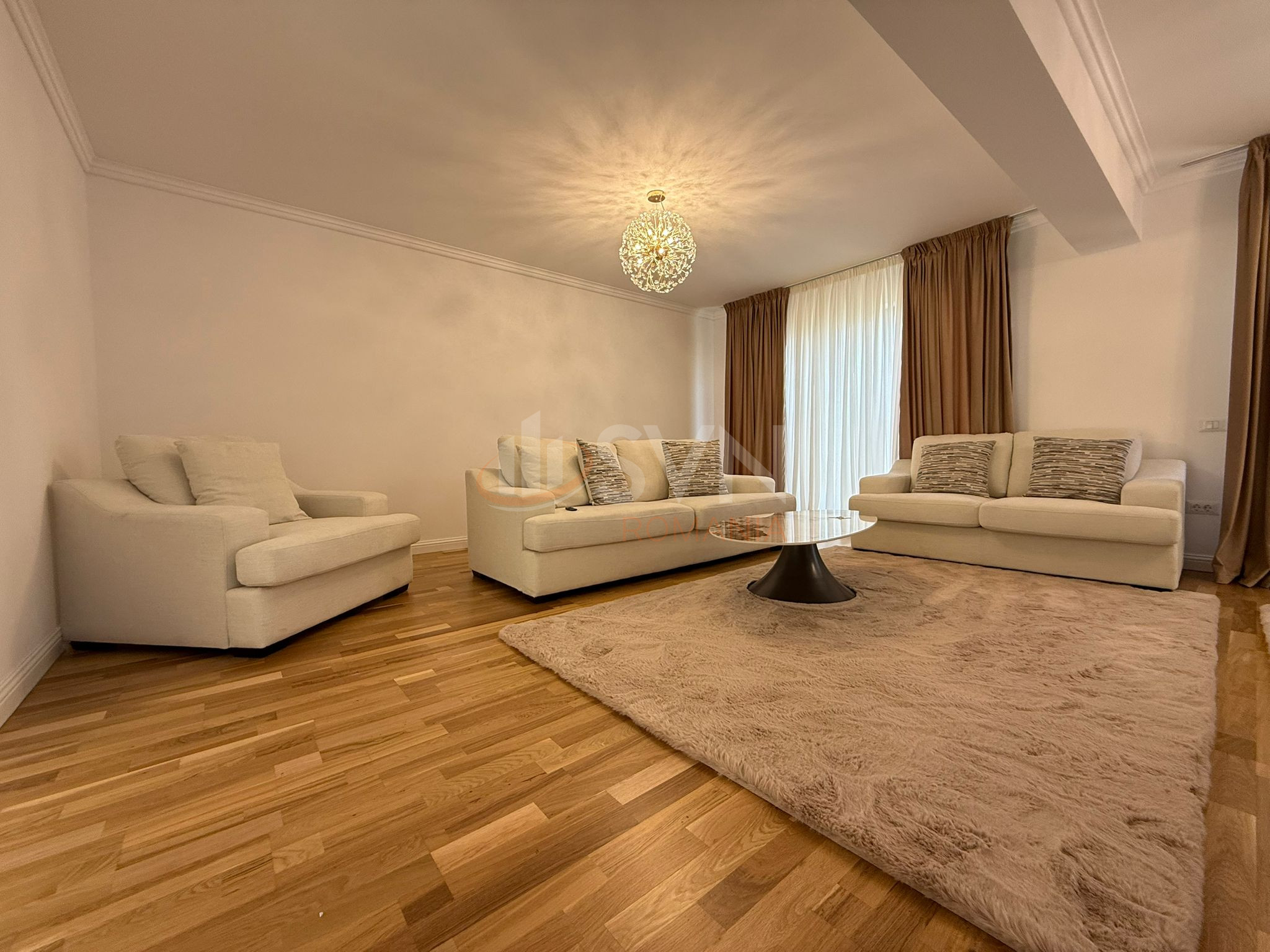 Casa, 4 camere Bucuresti/Bucurestii Noi
