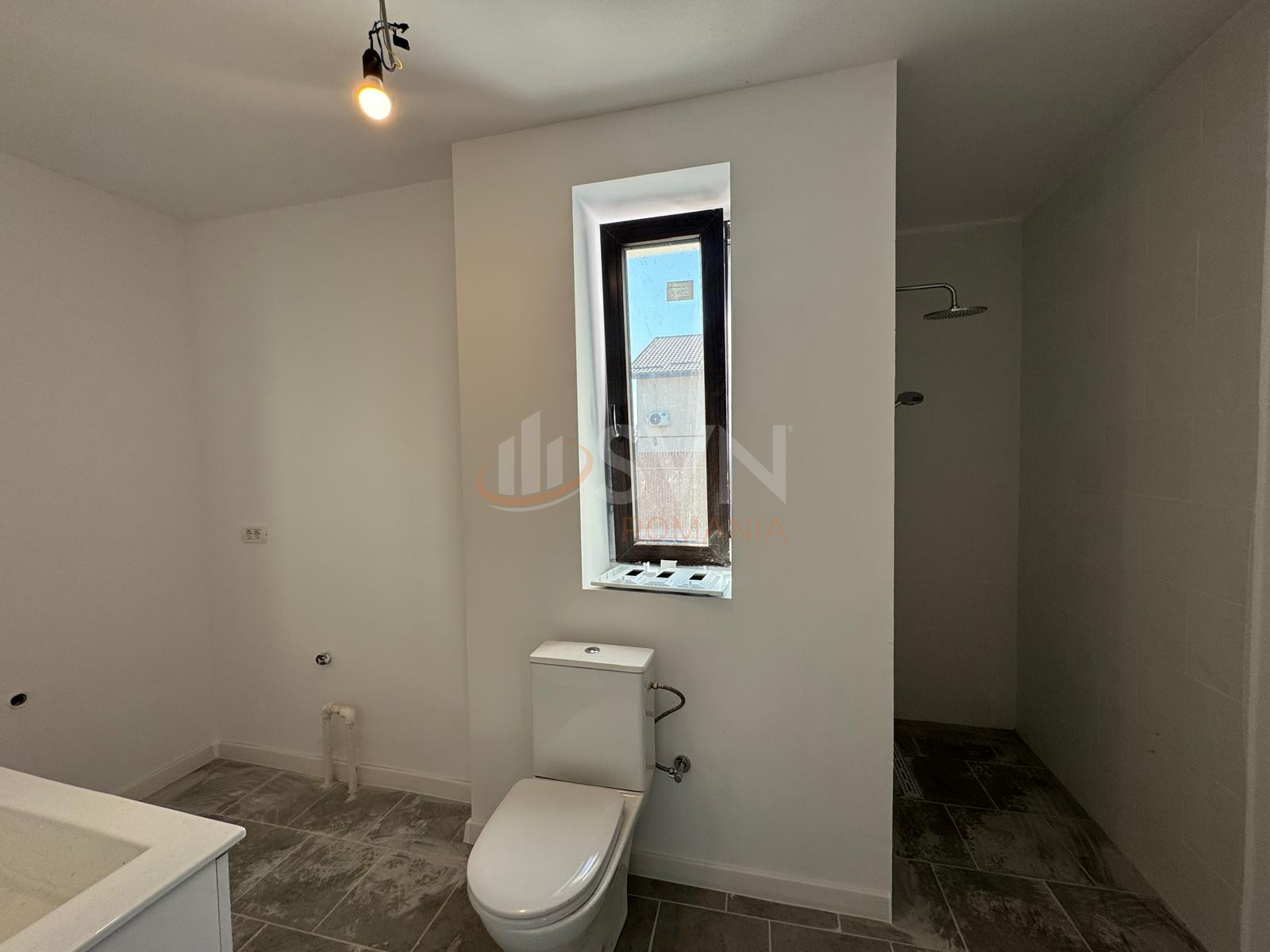 Casa, 4 camere Dambovita/Centru