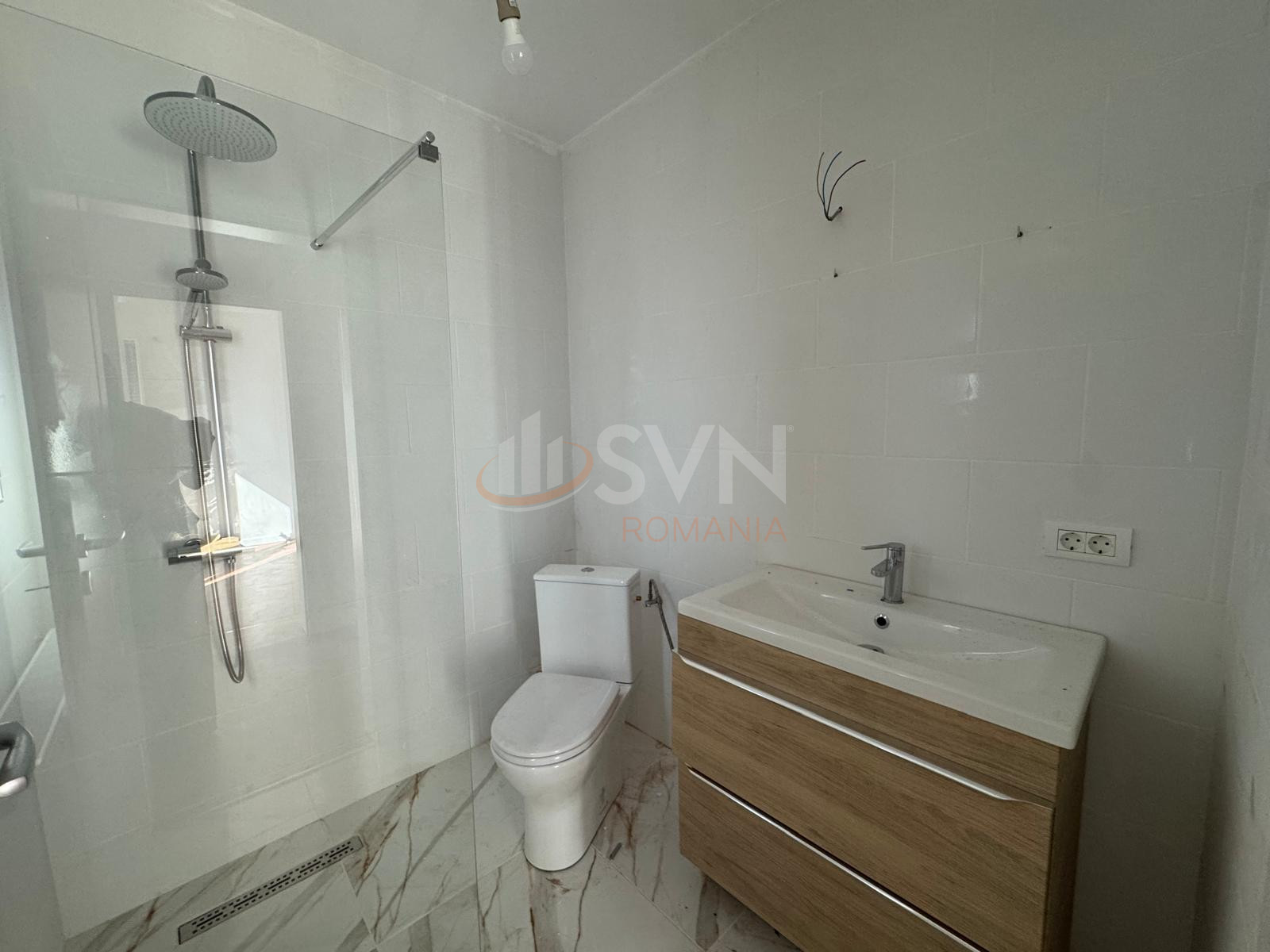 Casa, 4 camere Dambovita/Centru