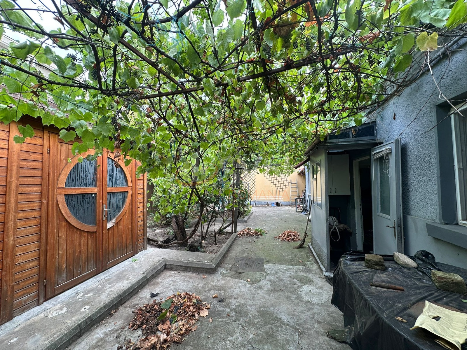 Casa, 4 camere Bucuresti/1 Mai