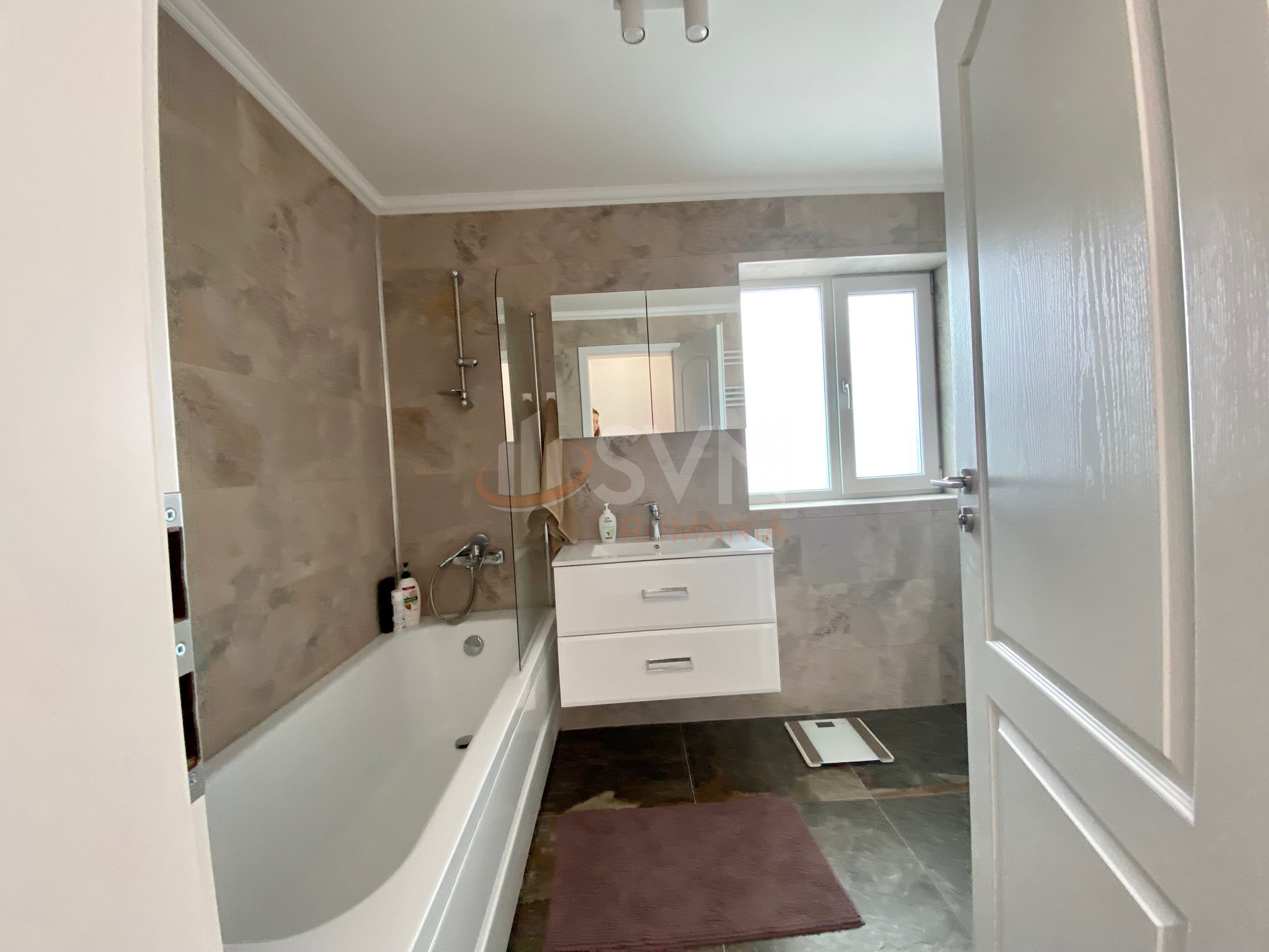 Casa, 4 camere Bucuresti/Pipera