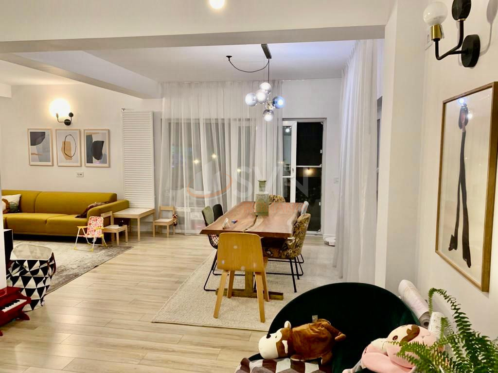 Casa, 4 camere Bucuresti/Baneasa