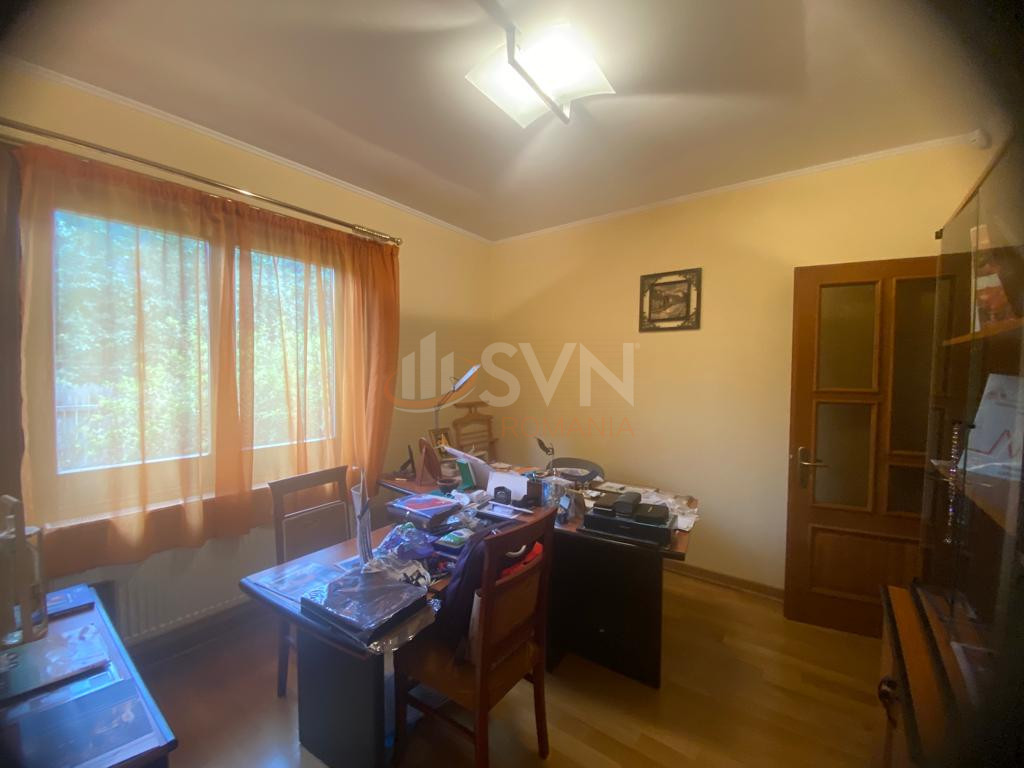 Casa, 4 camere Caras-severin/Centru