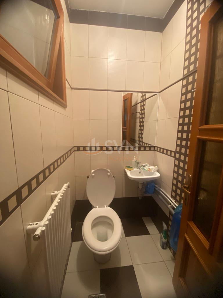 Casa, 4 camere Caras-severin/Centru