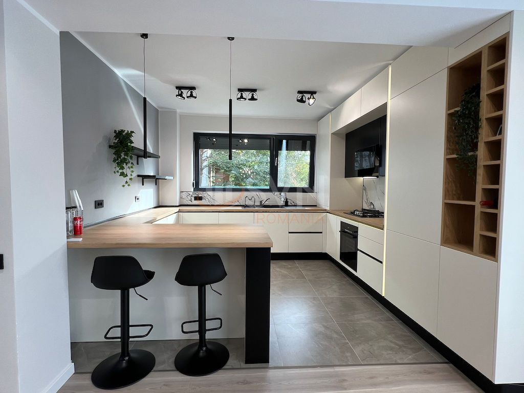 Casa, 4 camere Bucuresti/Pipera