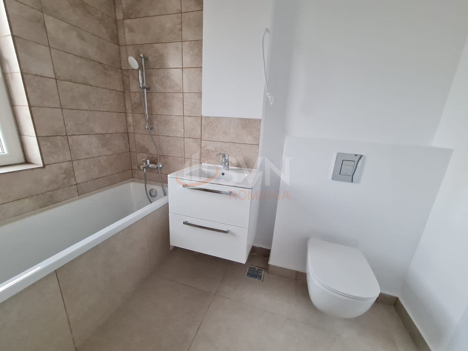 Casa, 4 camere Dambovita/Centru