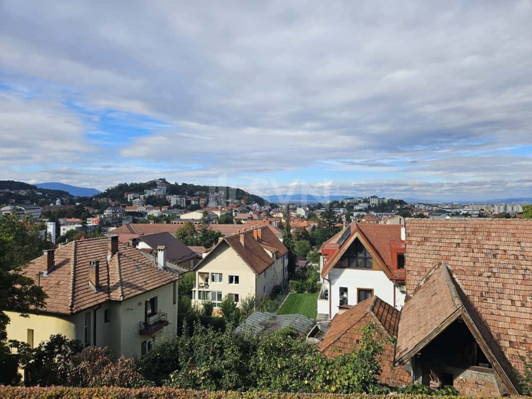 Casa, 4 camere Brasov/Centru