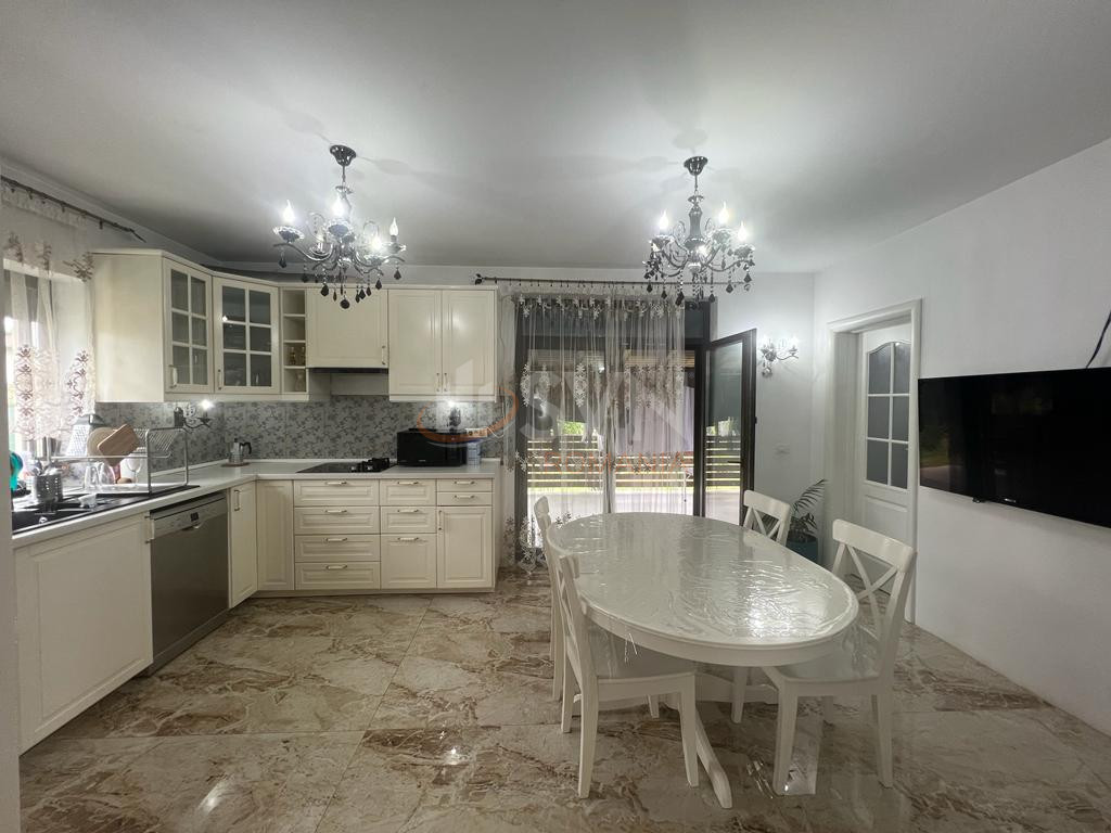 Casa, 4 camere Ilfov/Ciorogarla