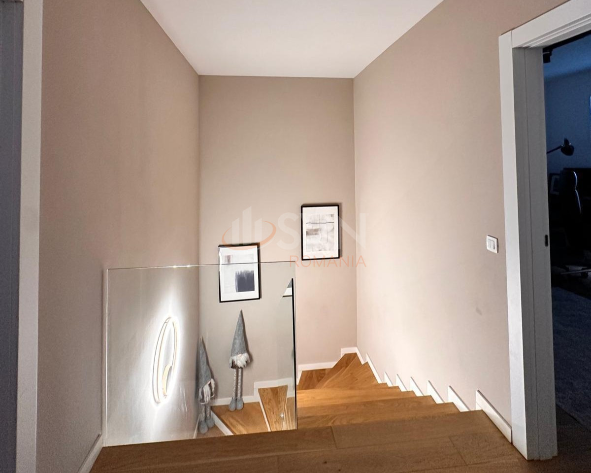 Casa, 4 camere Ilfov/Corbeanca