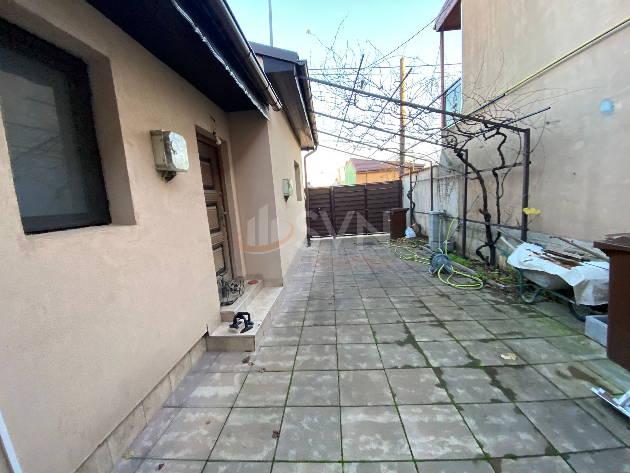 Casa, 4 camere Bucuresti/Giulesti