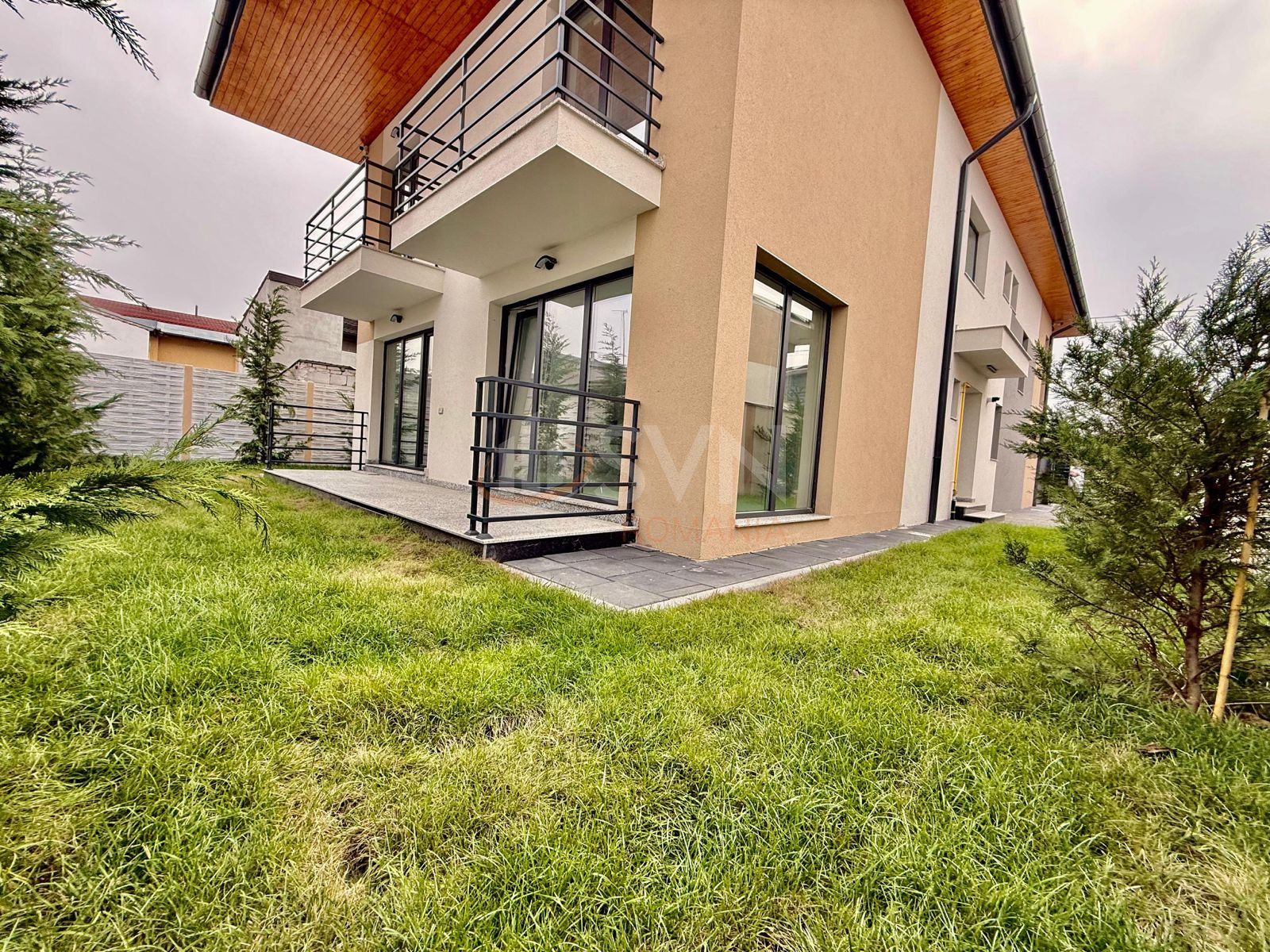 Casa, 4 camere Bucuresti/Straulesti