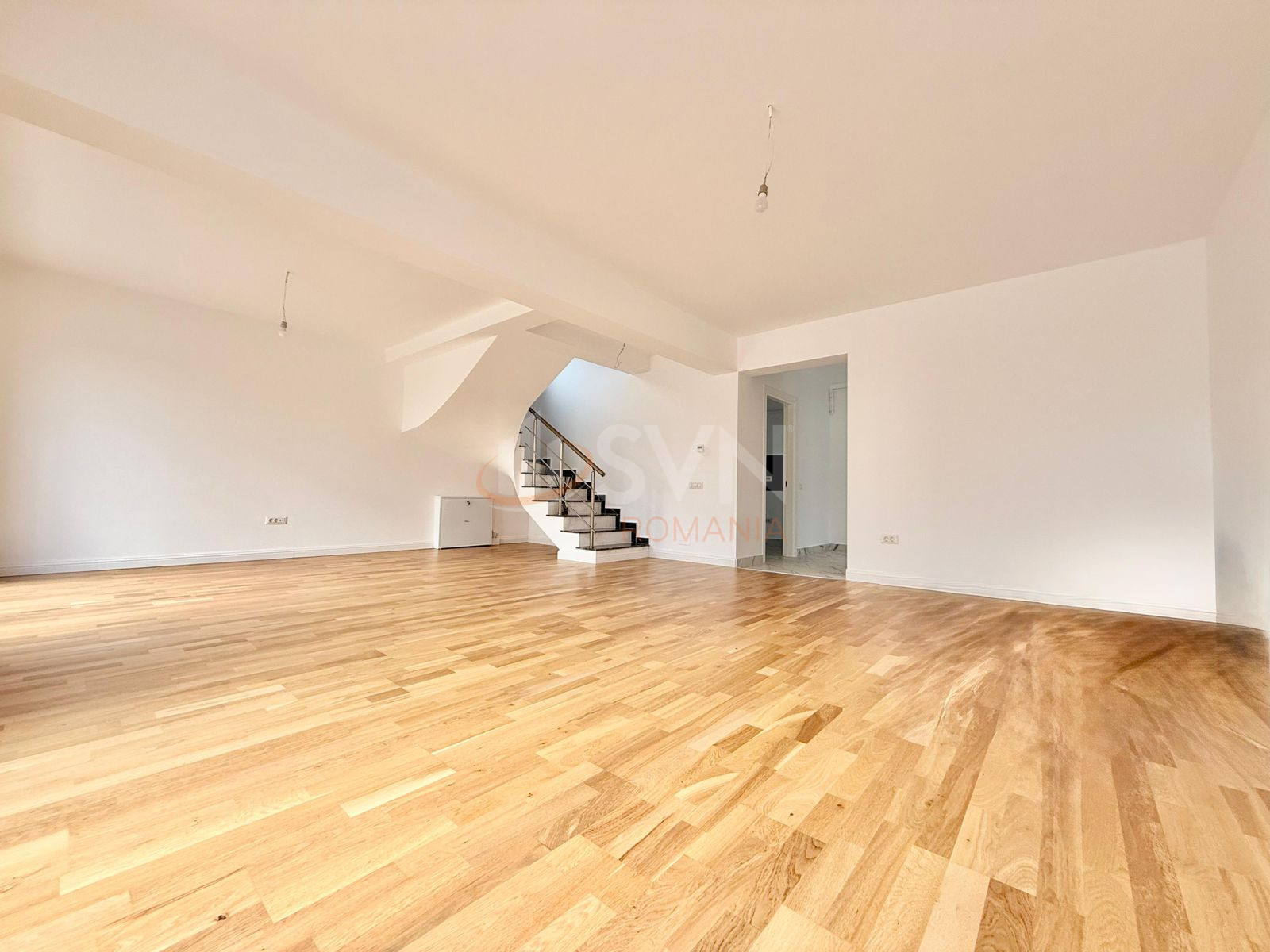 Casa, 4 camere Bucuresti/Straulesti