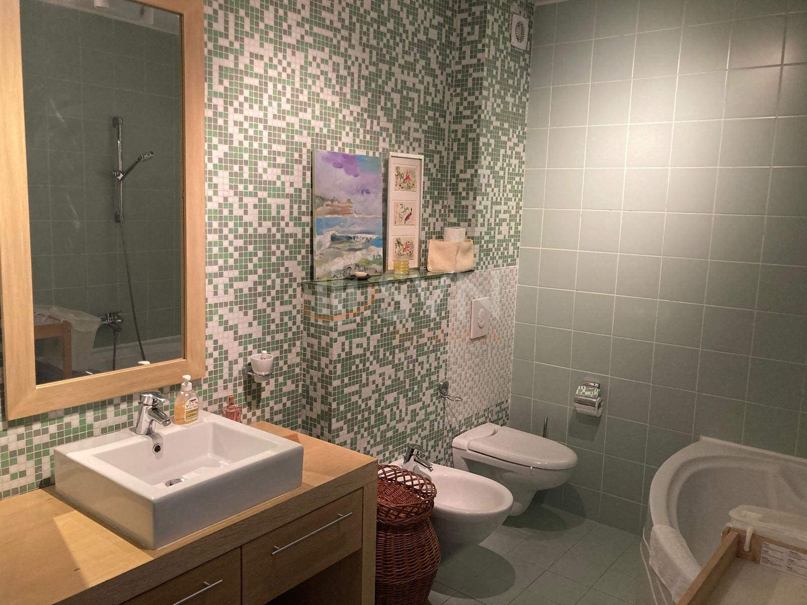 Casa, 4 camere Bucuresti/Pipera