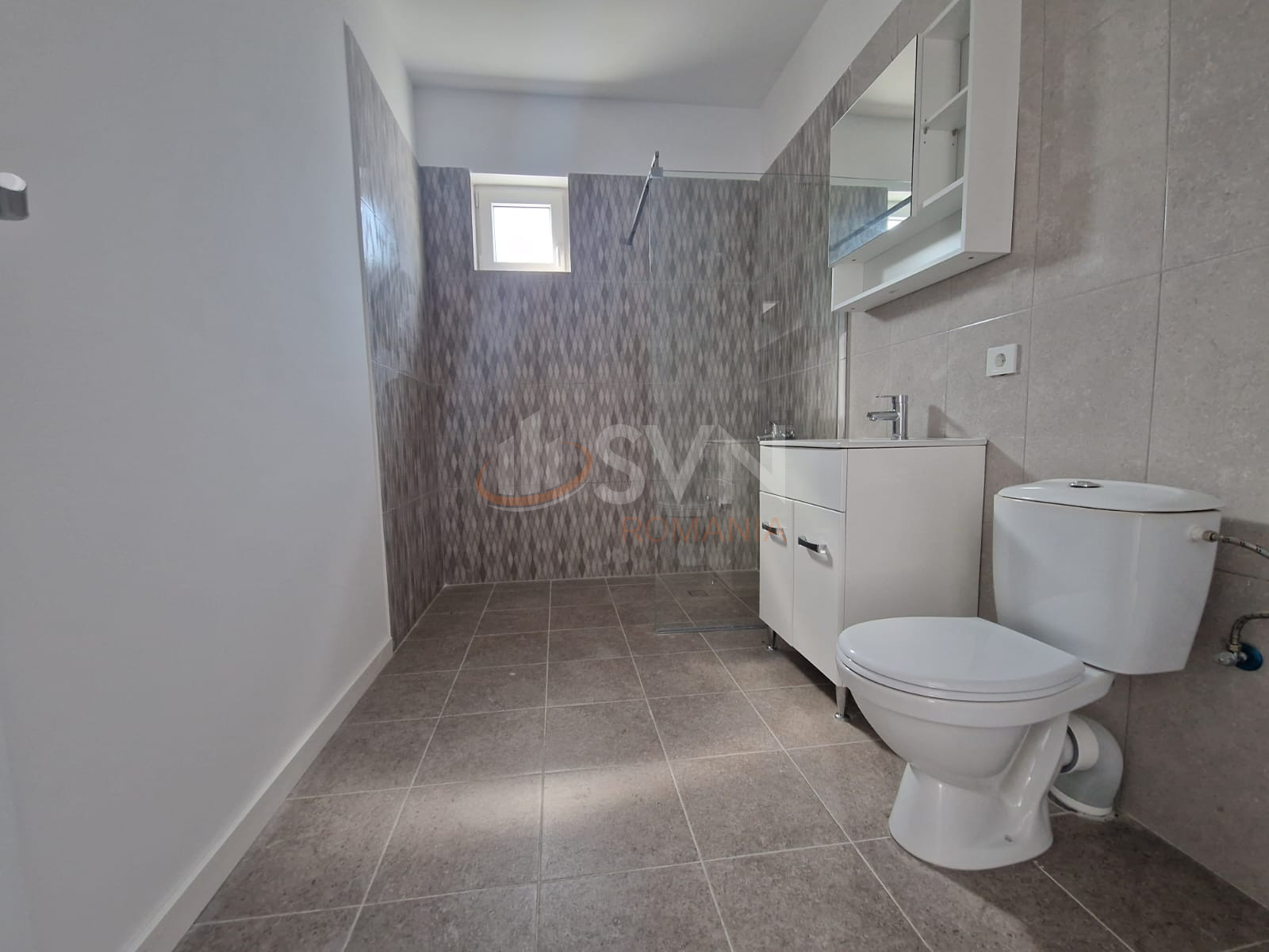 Casa, 4 camere Dambovita/Centru