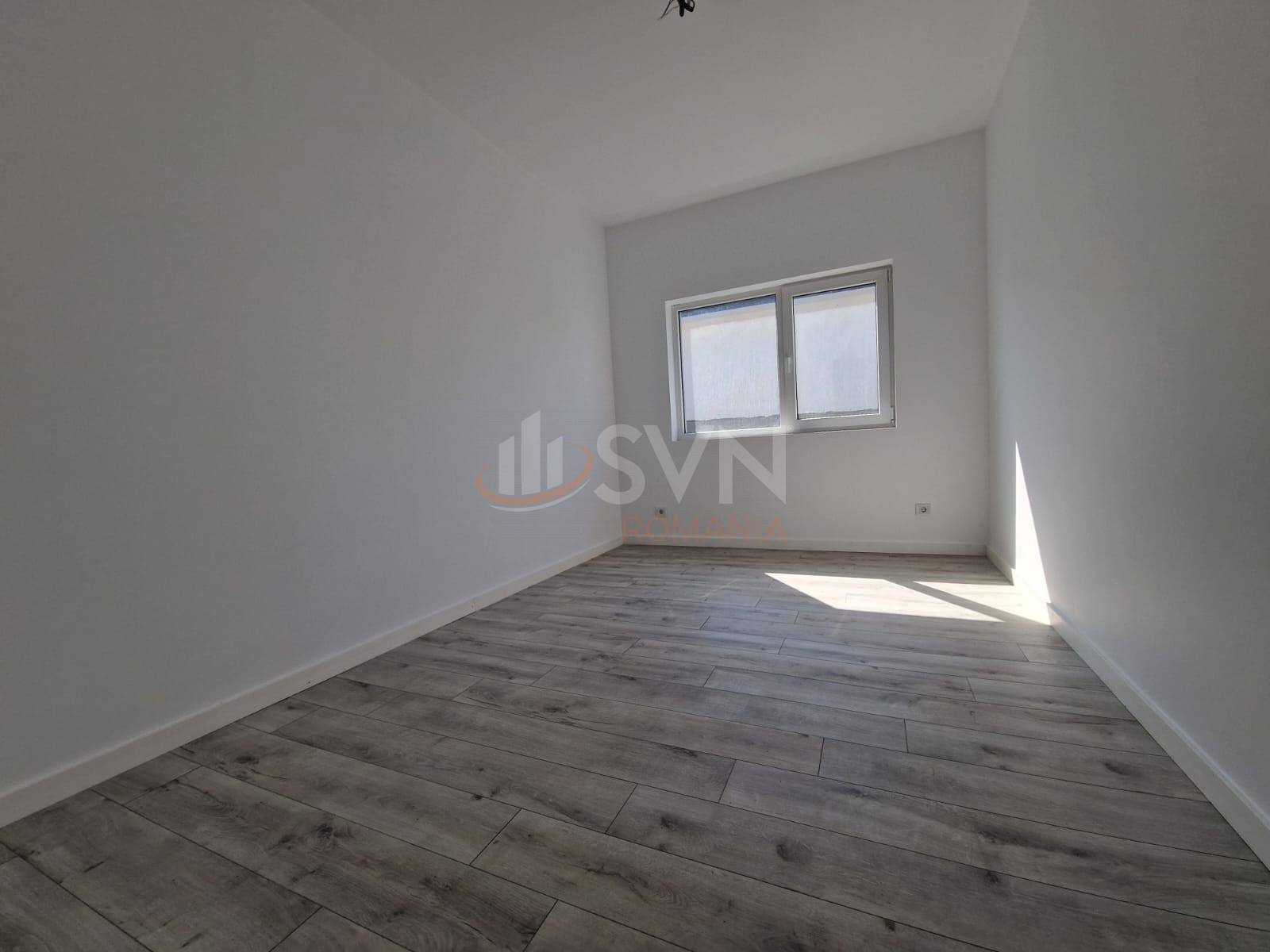 Casa, 4 camere Dambovita/Centru