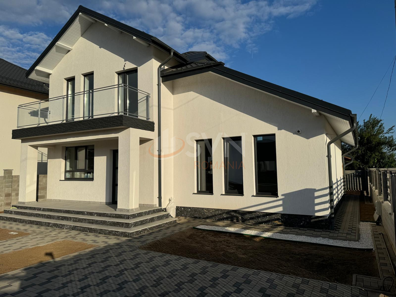 Casa, 4 camere Dambovita/Centru