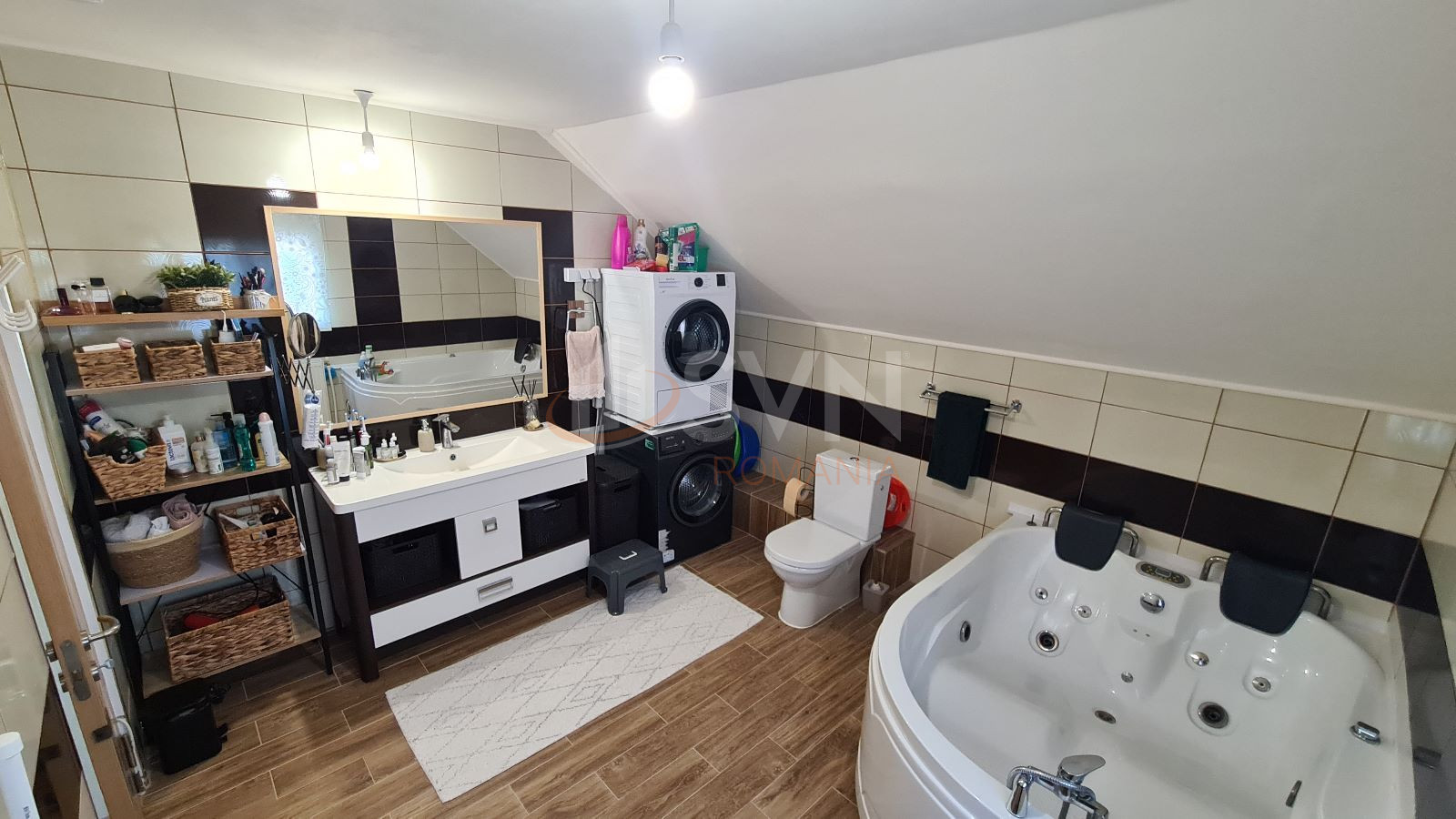 Casa, 4 camere Dambovita/Centru