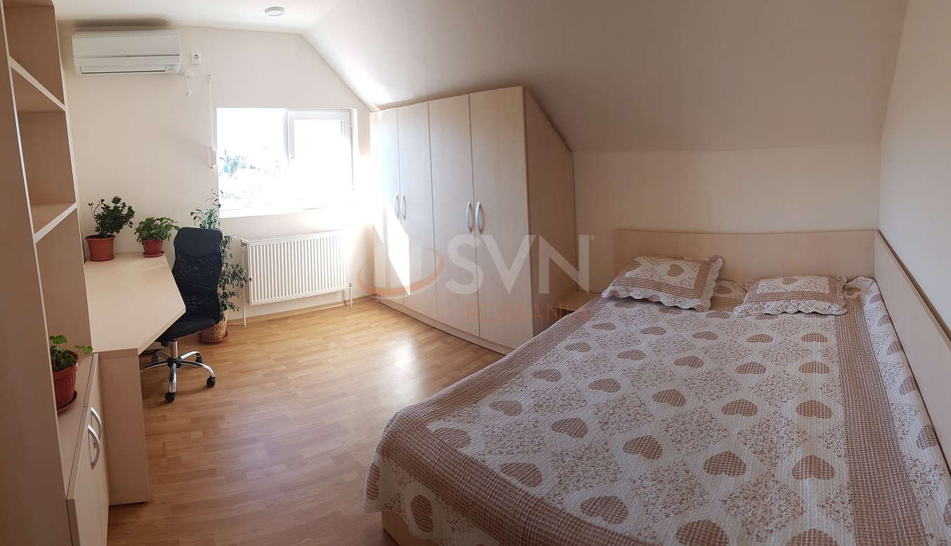 Casa, 4 camere Dambovita/Centru
