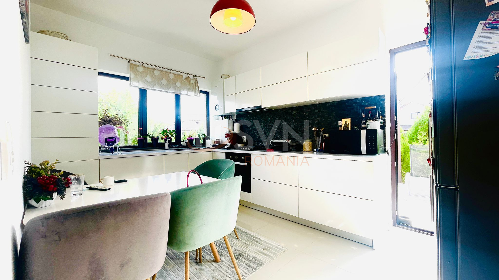 Casa, 4 camere Dambovita/Centru