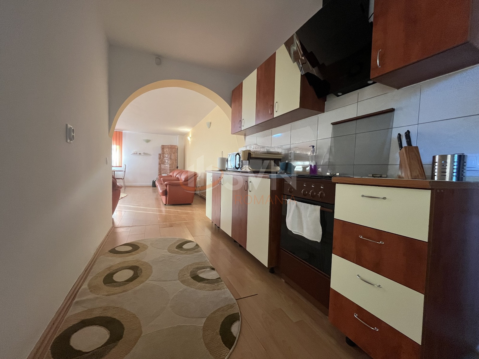 Casa, 4 camere Dambovita/Centru