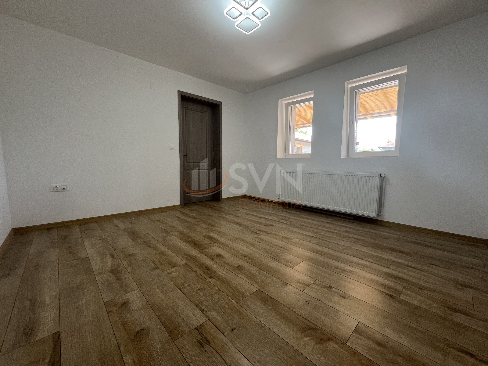 Casa, 4 camere Dambovita/Centru