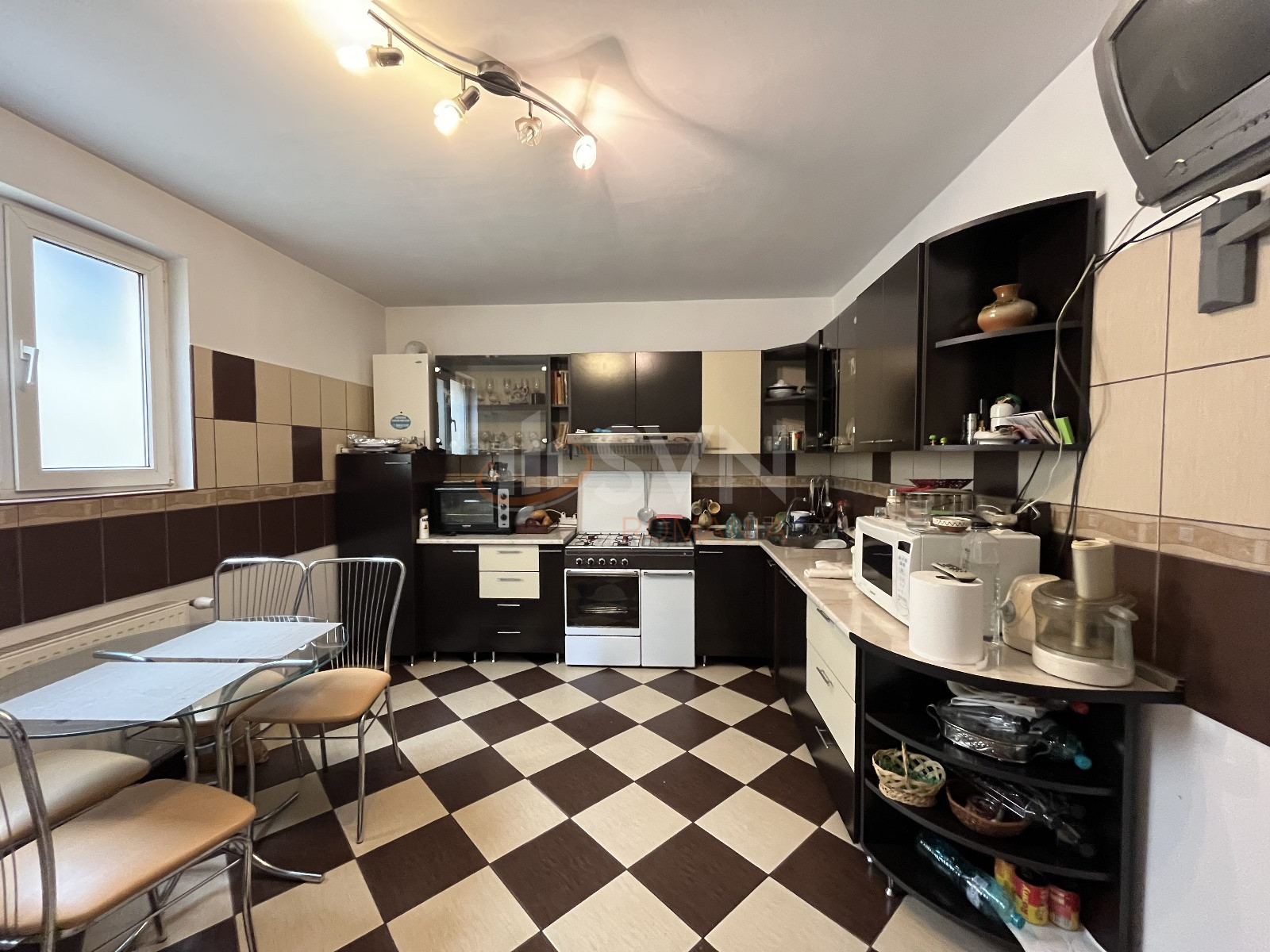 Casa, 4 camere Dambovita/Micro 2