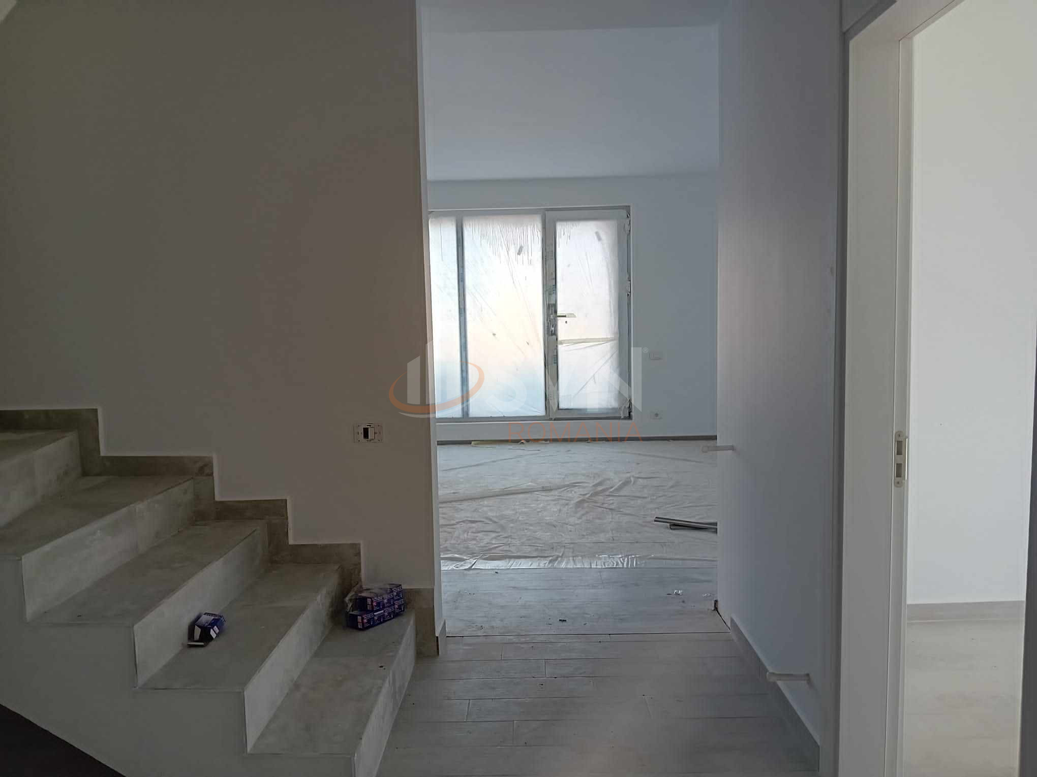 Casa, 4 camere Dambovita/Centru