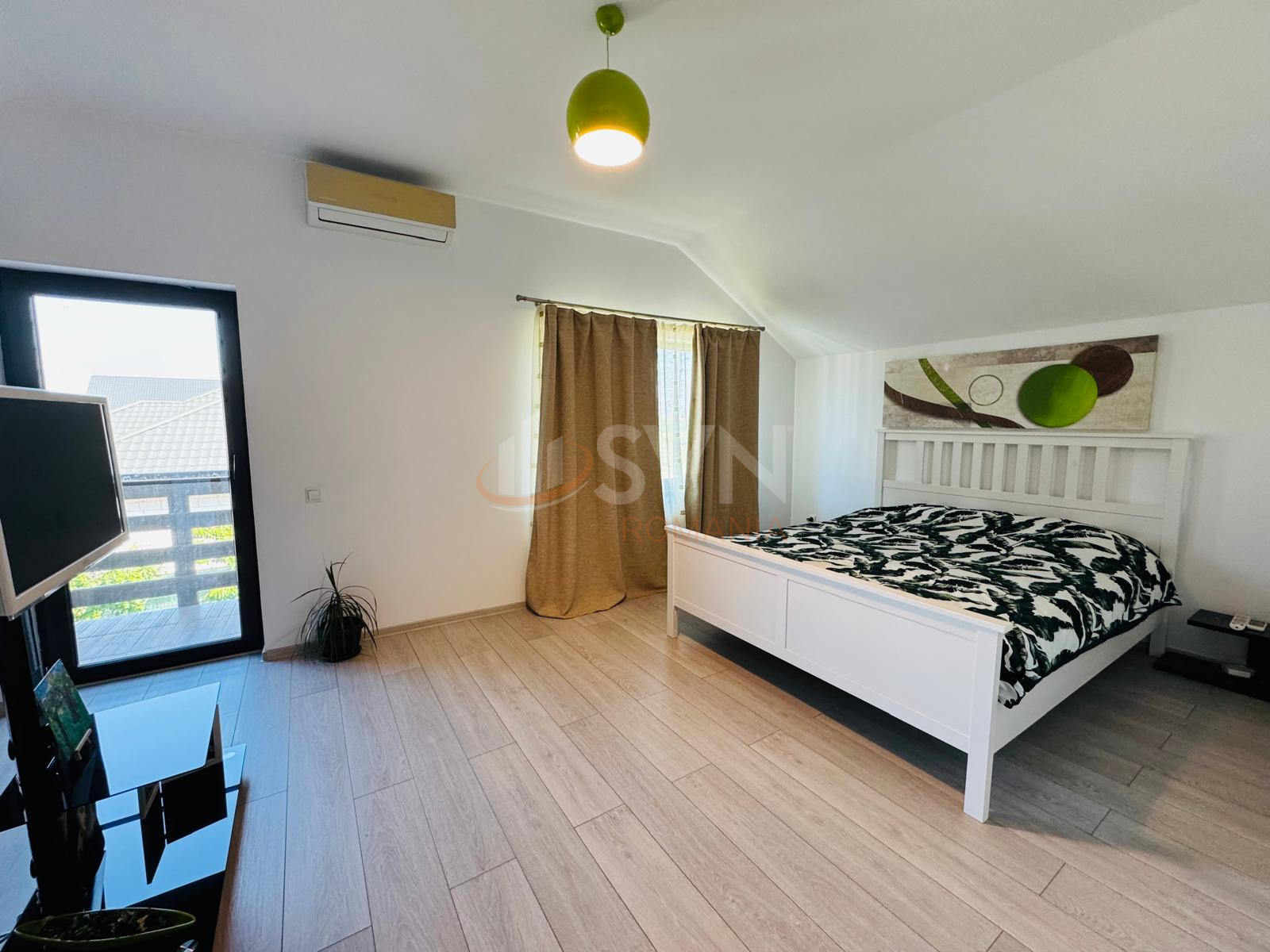 Casa, 4 camere Dambovita/Centru