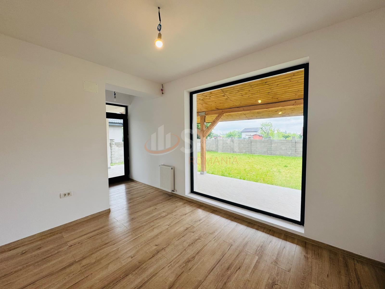 Casa, 4 camere Dambovita/Centru