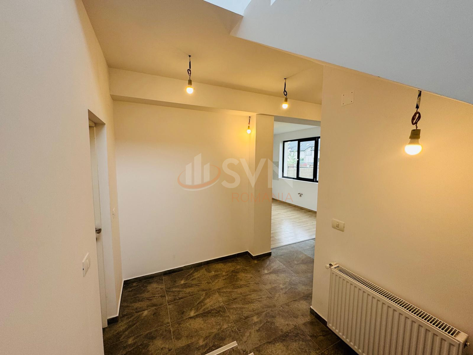 Casa, 4 camere Dambovita/Centru