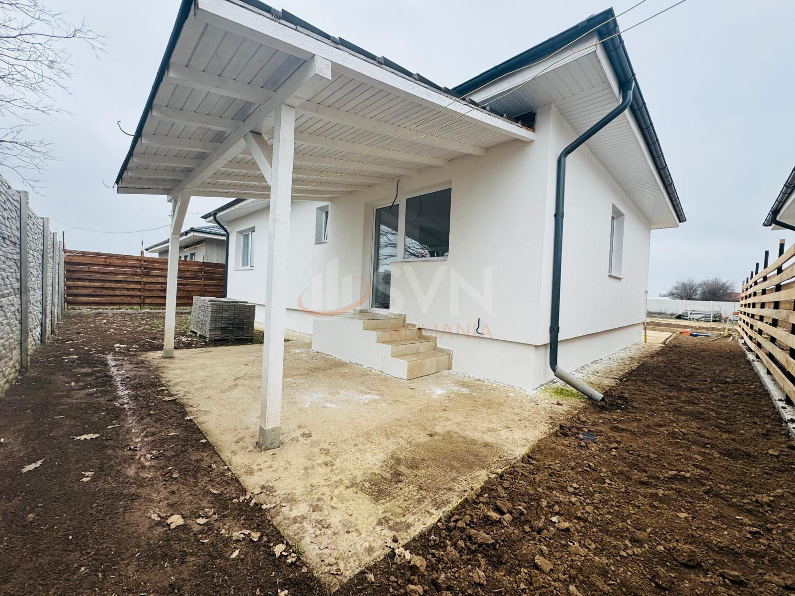 Casa, 4 camere Dambovita/Centru