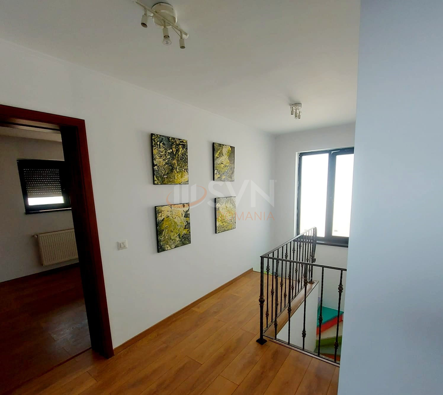 Casa, 4 camere Dambovita/Centru