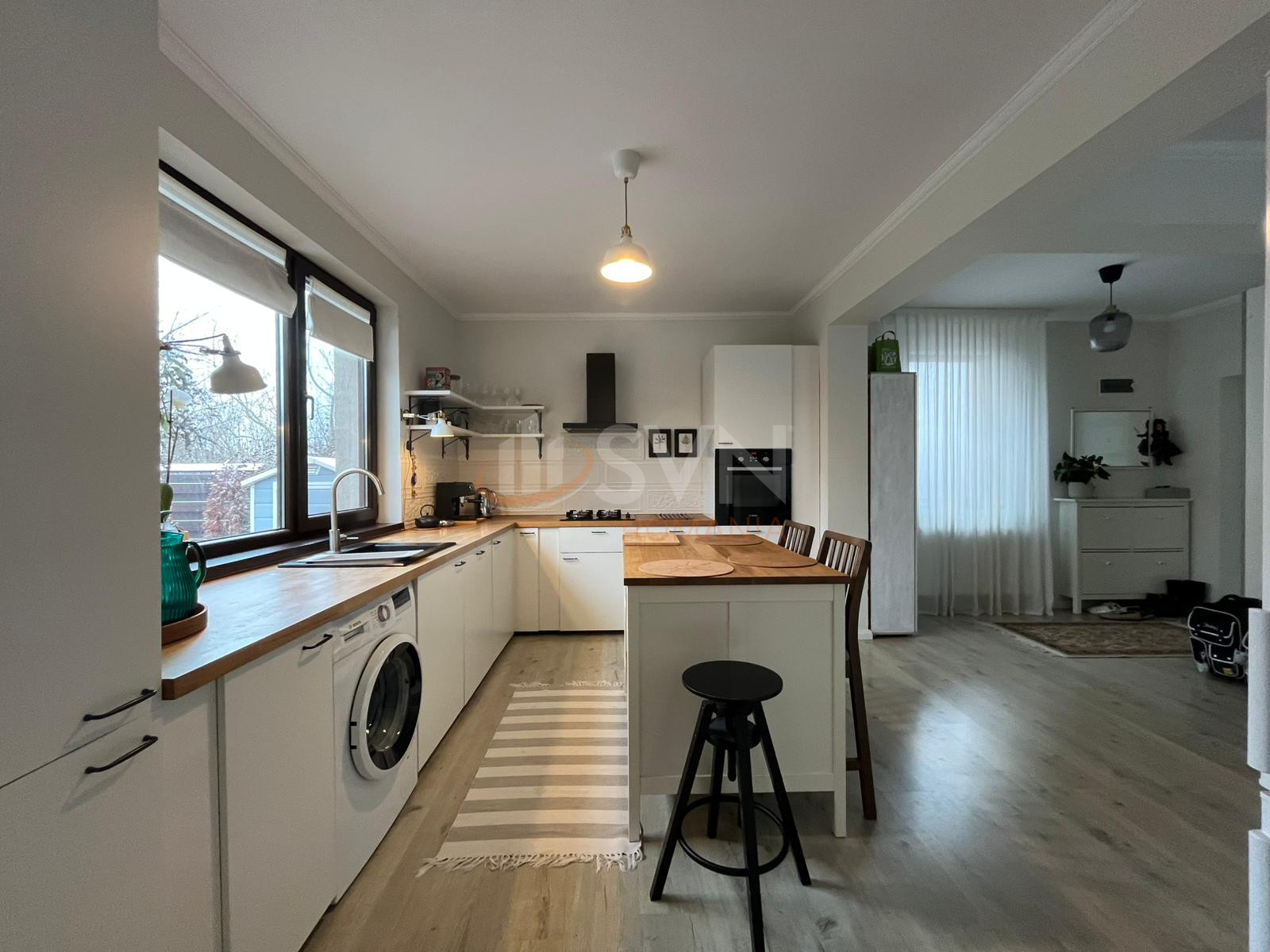 Casa, 4 camere Dambovita/Centru