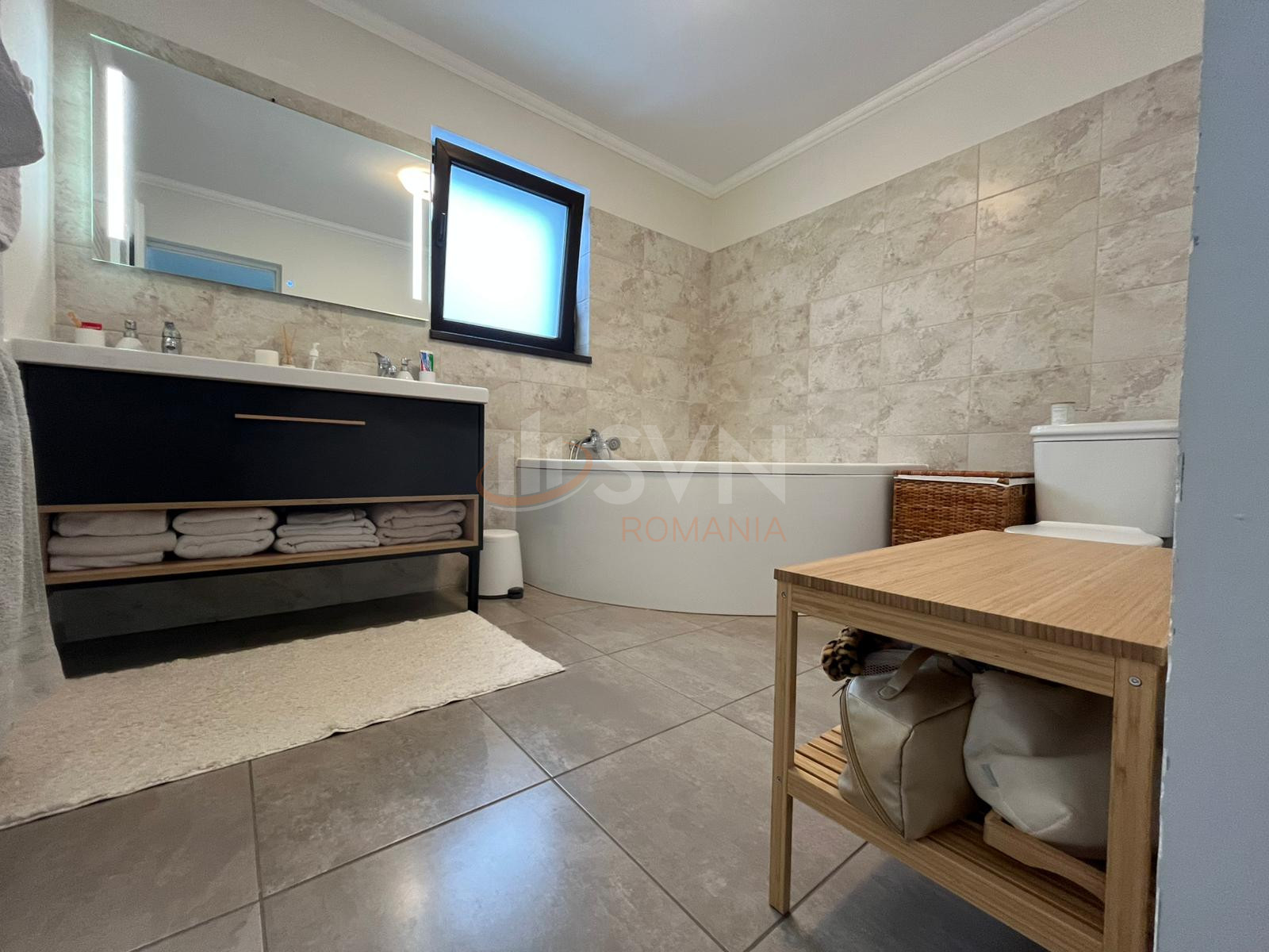 Casa, 4 camere Dambovita/Centru