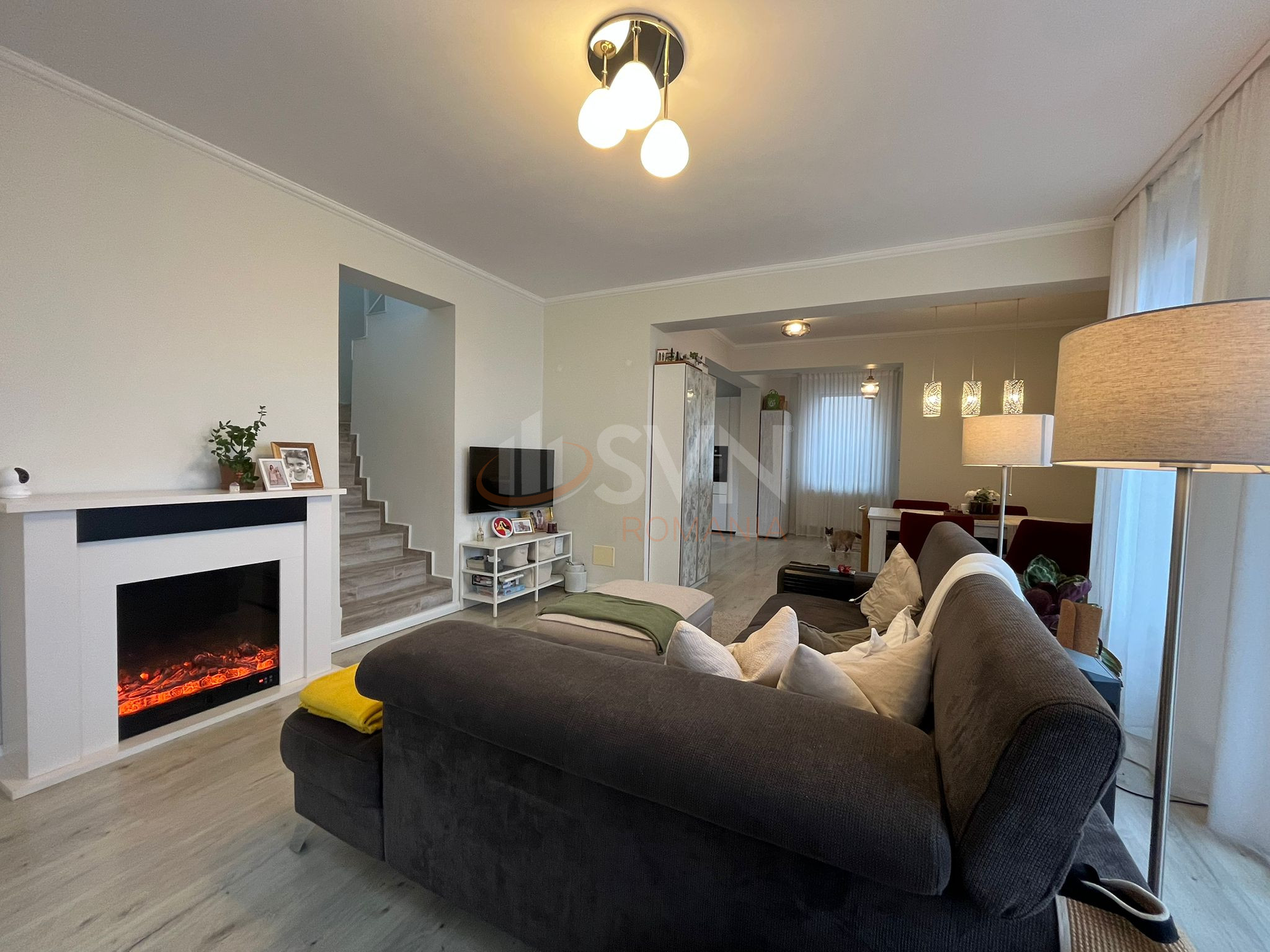 Casa, 4 camere Dambovita/Centru