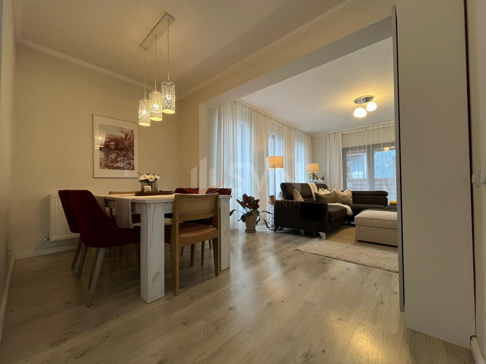 Casa, 4 camere Dambovita/Centru