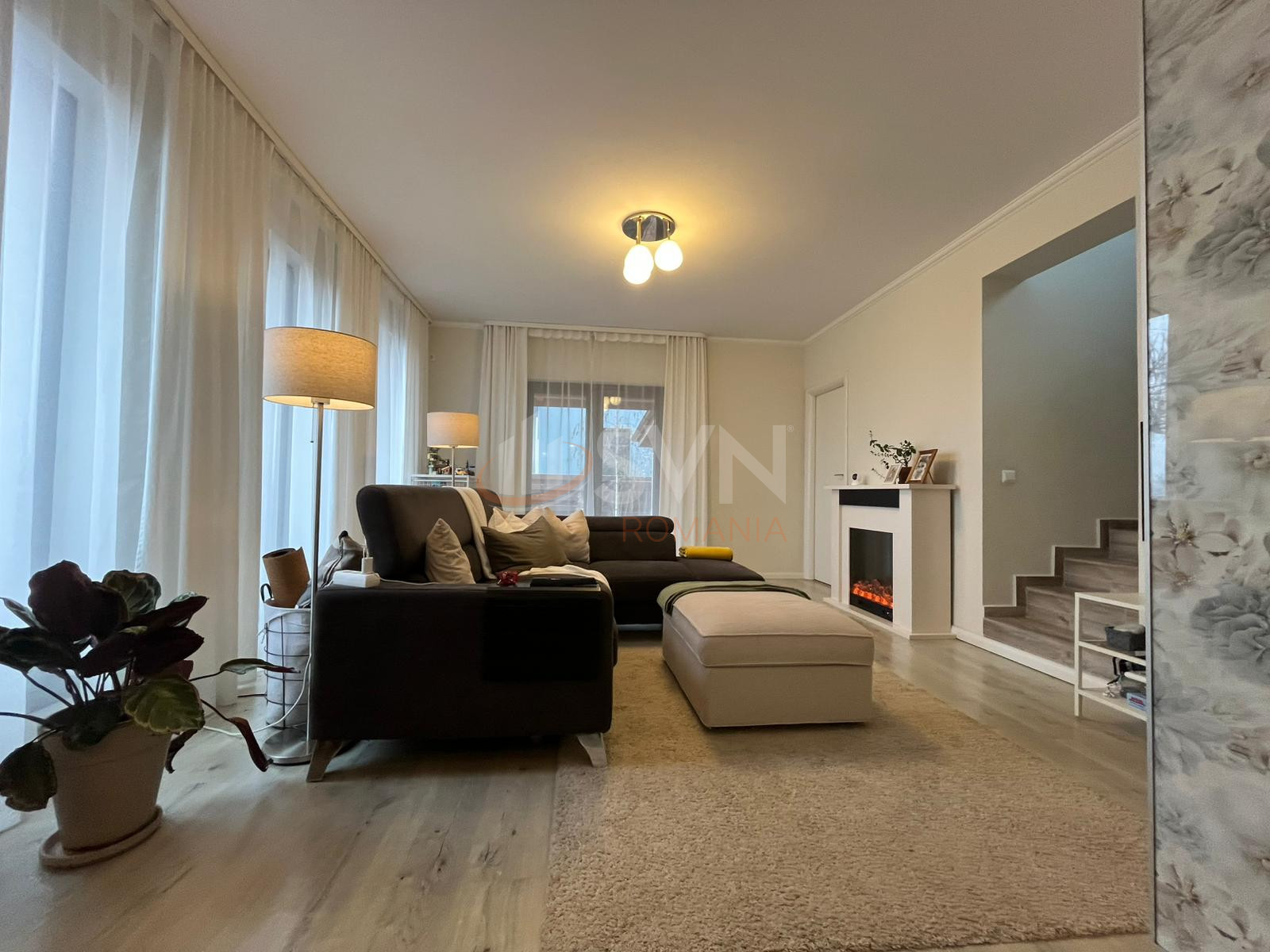 Casa, 4 camere Dambovita/Centru