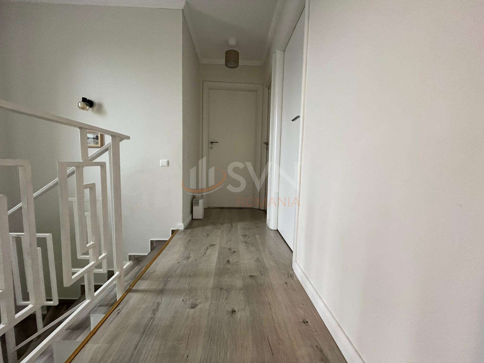 Casa, 4 camere Dambovita/Centru