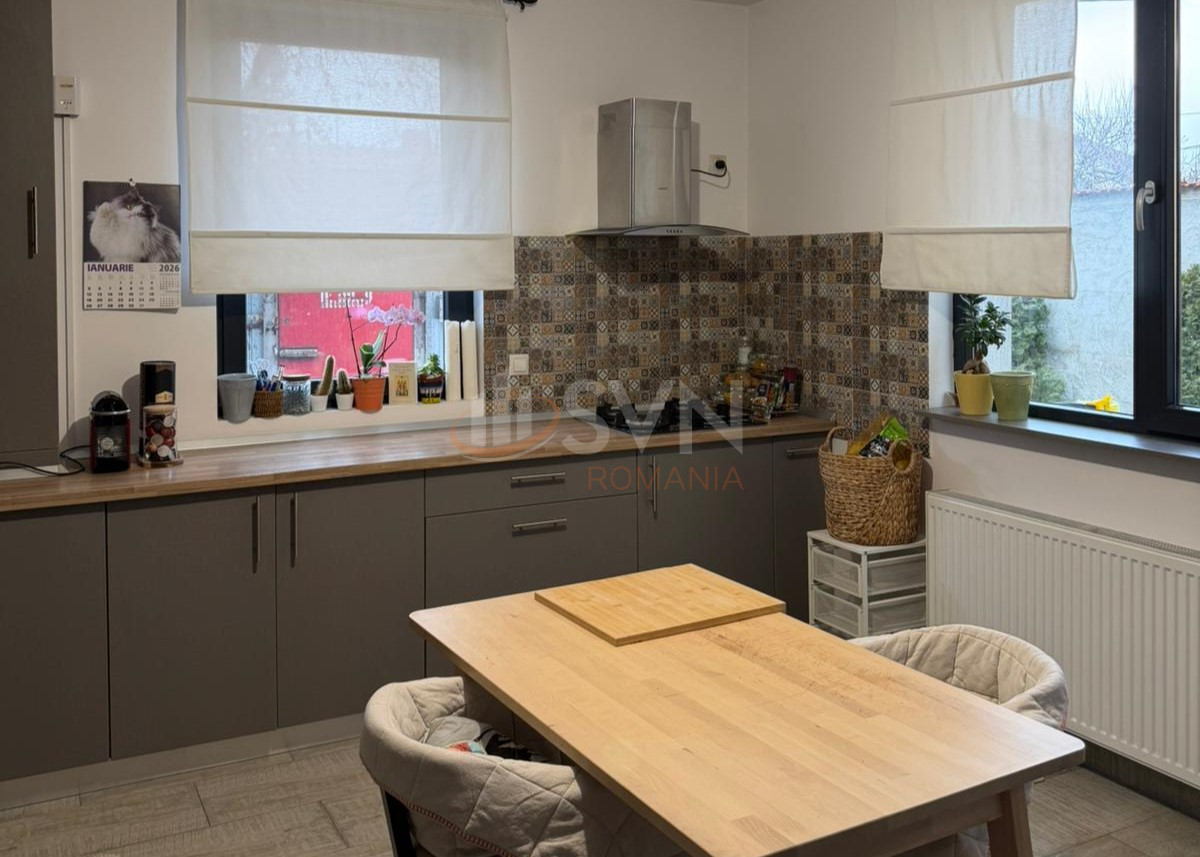 Casa, 4 camere Bucuresti/Bucurestii Noi