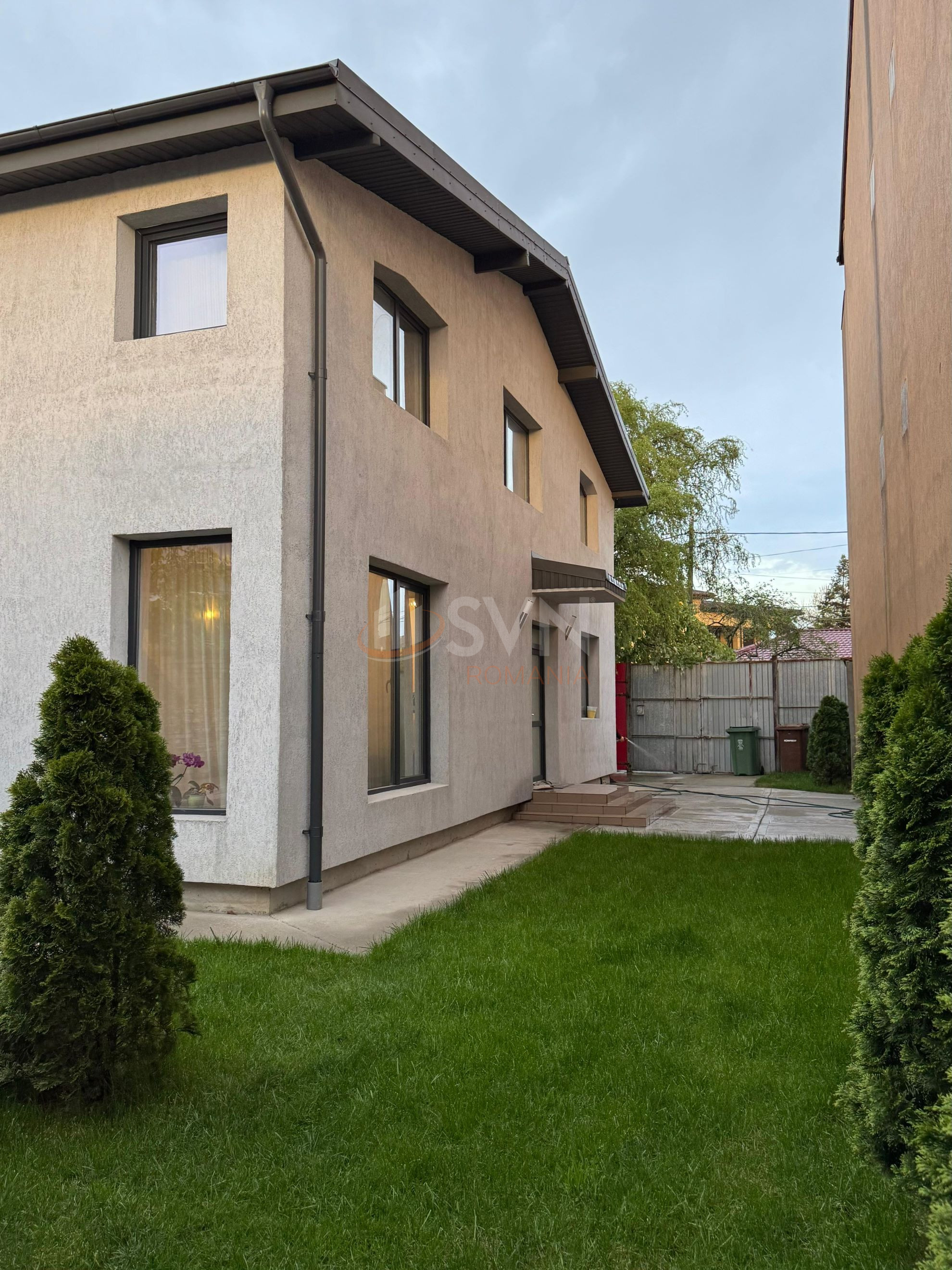 Casa, 4 camere Bucuresti/Bucurestii Noi