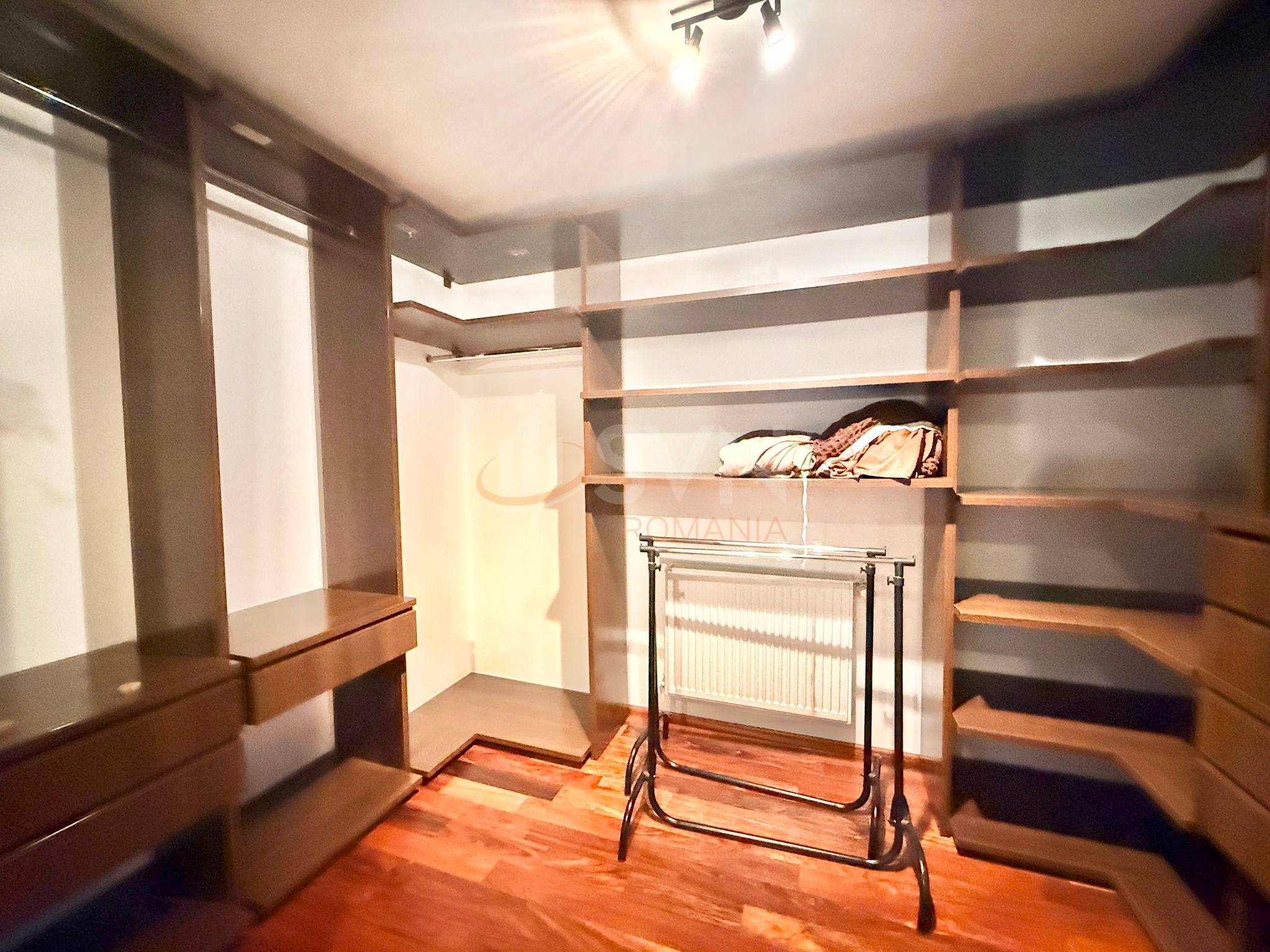 Casa, 4 camere Bucuresti/Iancu Nicolae