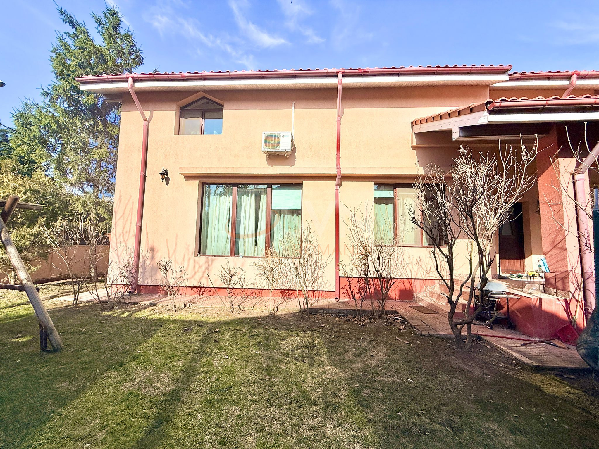 Casa, 4 camere Bucuresti/Iancu Nicolae