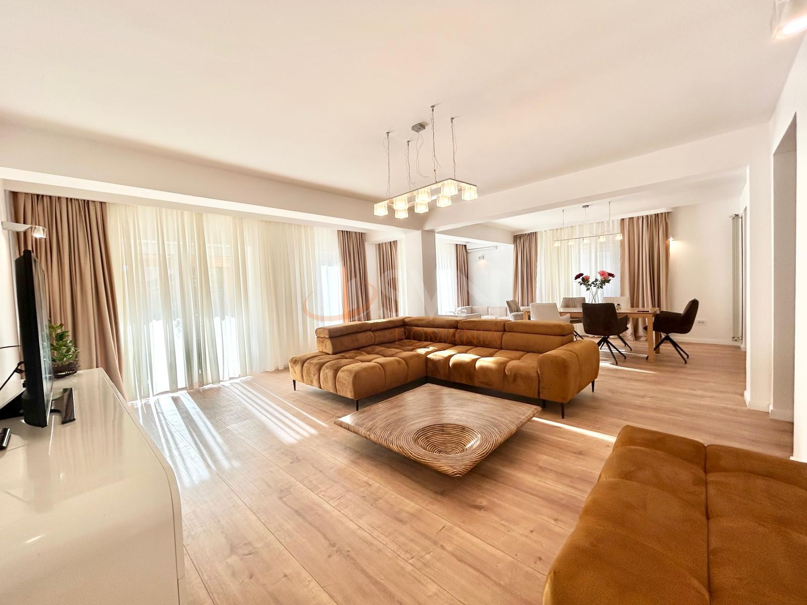 Casa, 4 camere Bucuresti/Iancu Nicolae