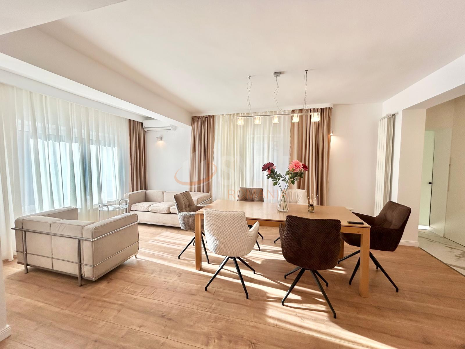 Casa, 4 camere Bucuresti/Iancu Nicolae