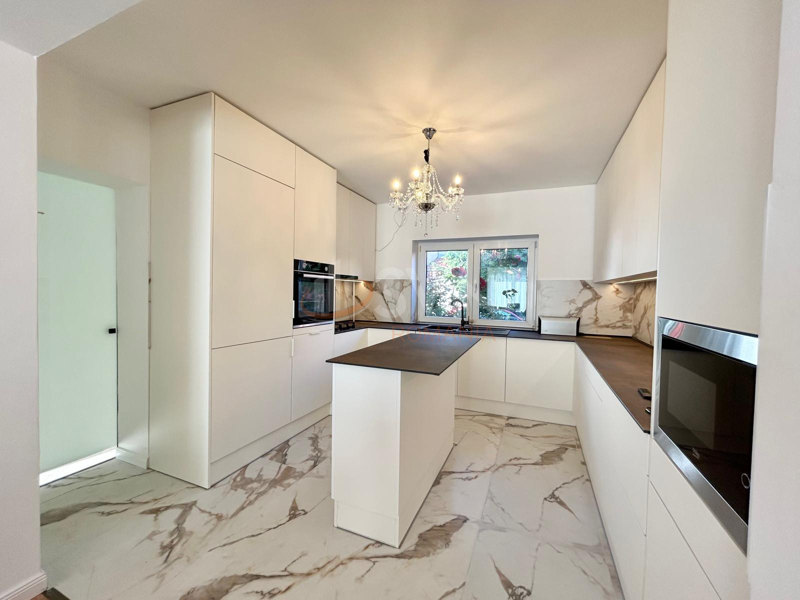 Casa, 4 camere Bucuresti/Iancu Nicolae