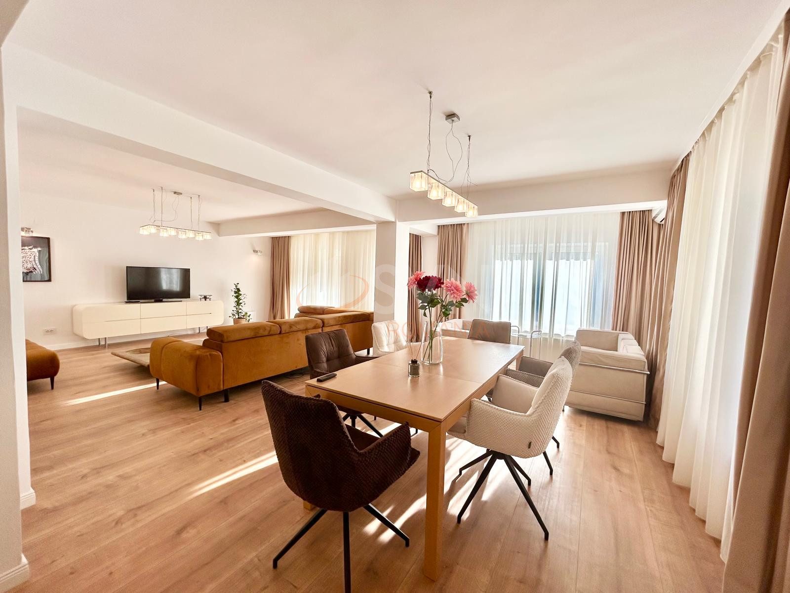 Casa, 4 camere Bucuresti/Iancu Nicolae