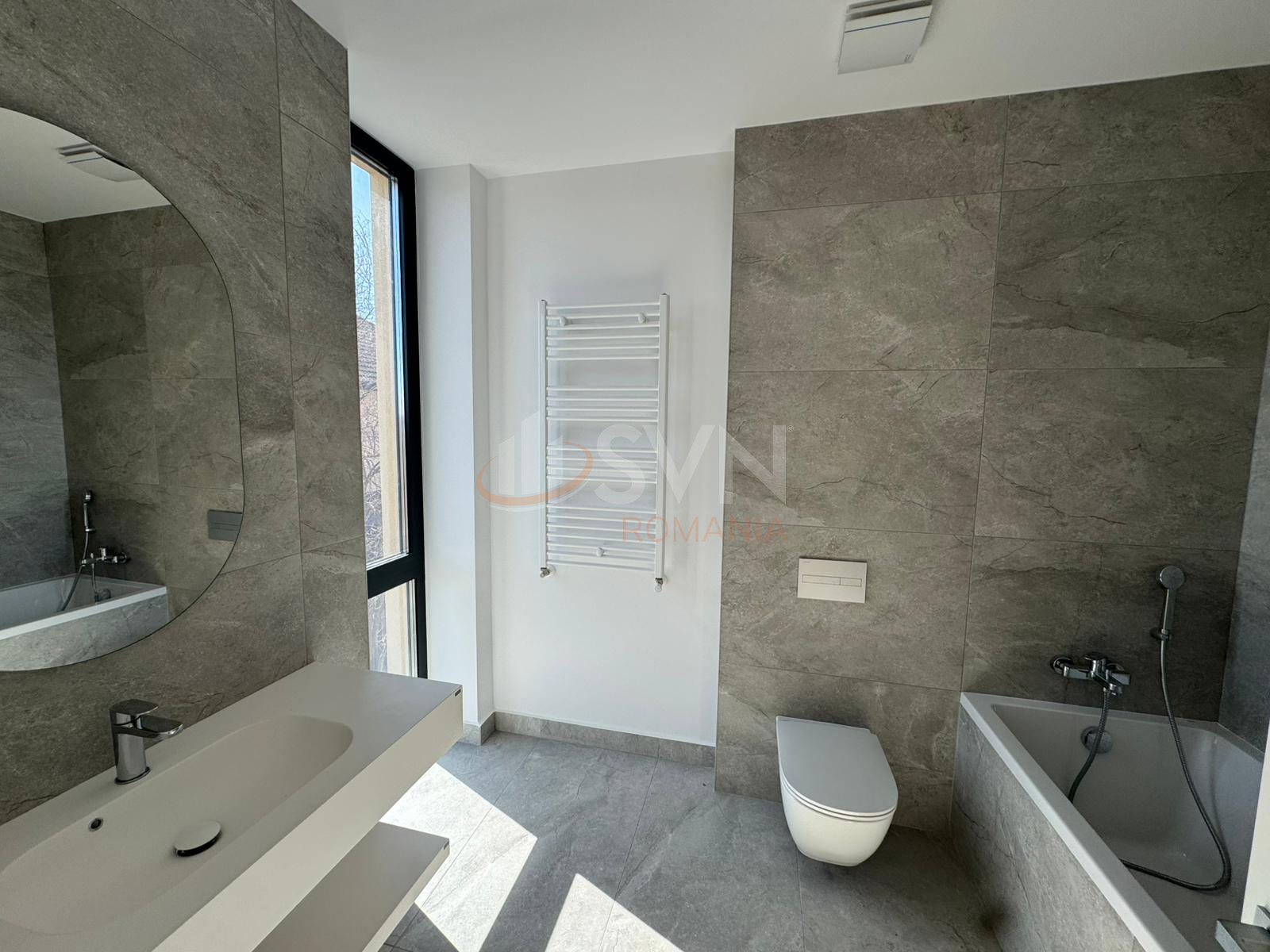 Casa, 4 camere Bucuresti/Bucurestii Noi