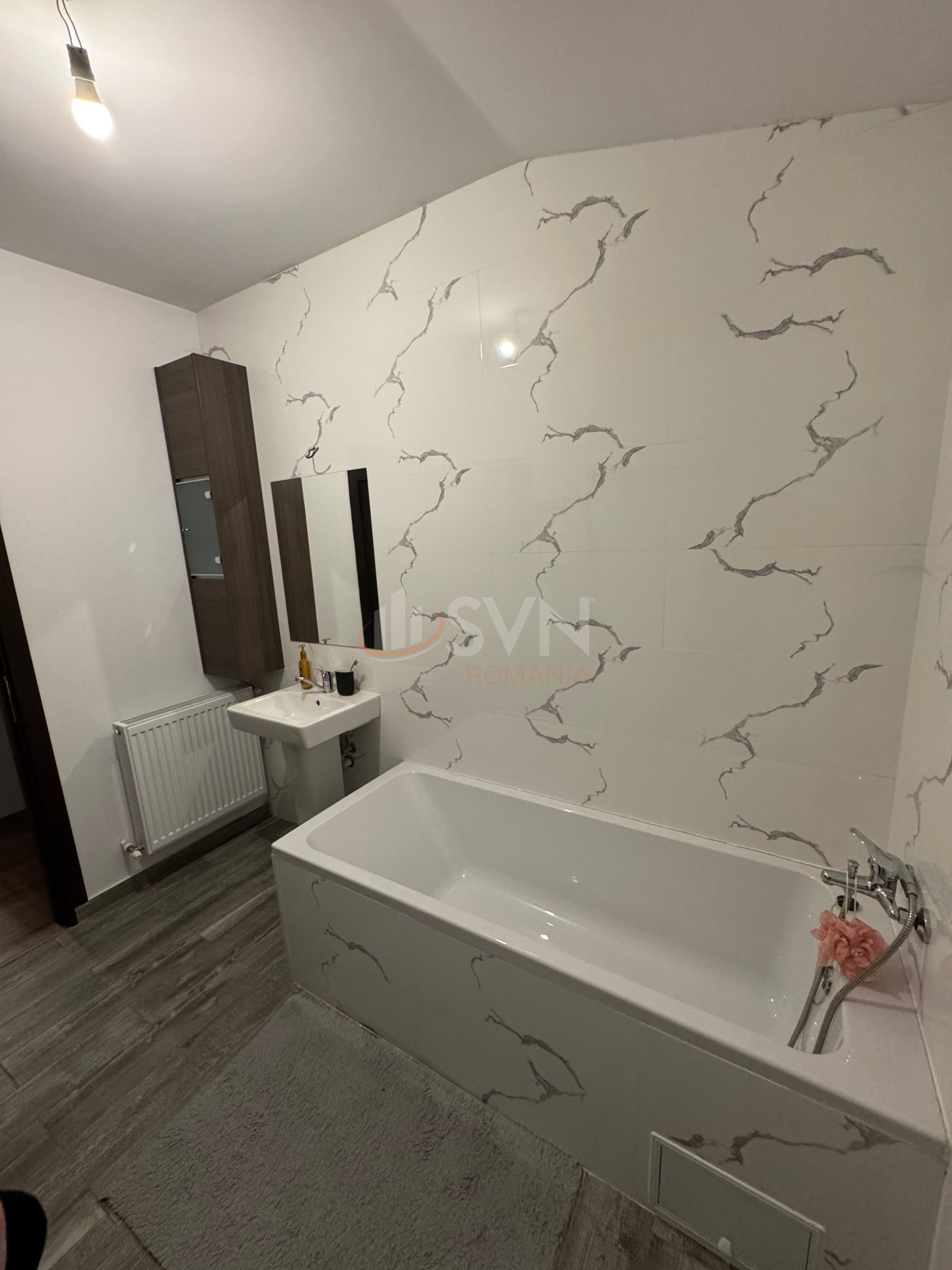 Casa, 4 camere Bucuresti/Bucurestii Noi